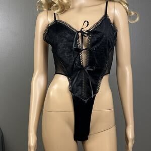 Vintage Monique Teddy Size Medium Satin Velvet Ribbons High Cut Leg USA Bodysuit